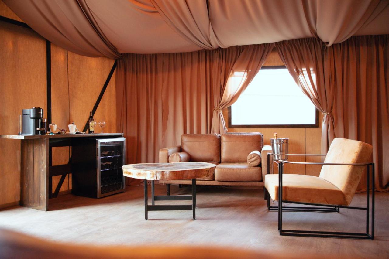 Indomito Resort & Hotel Boutique บาเย เด กัวลาลูเป ภายนอก รูปภาพ
